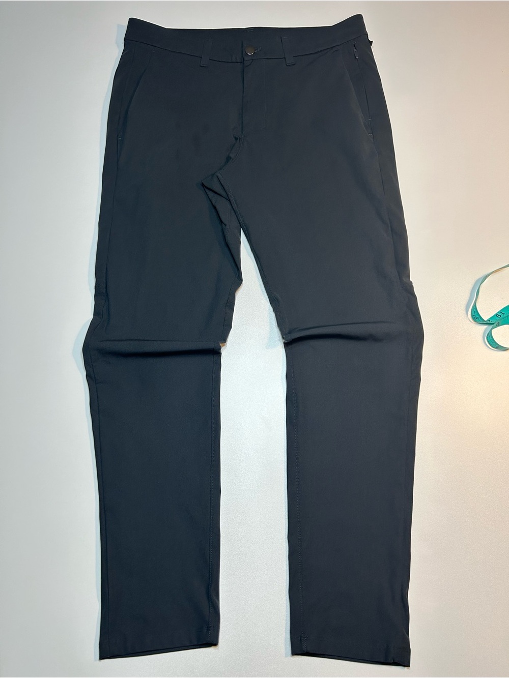 Lululemon Dark Grey ABC Slim Fit Trouser Chino Golf Pants Warpstreme
